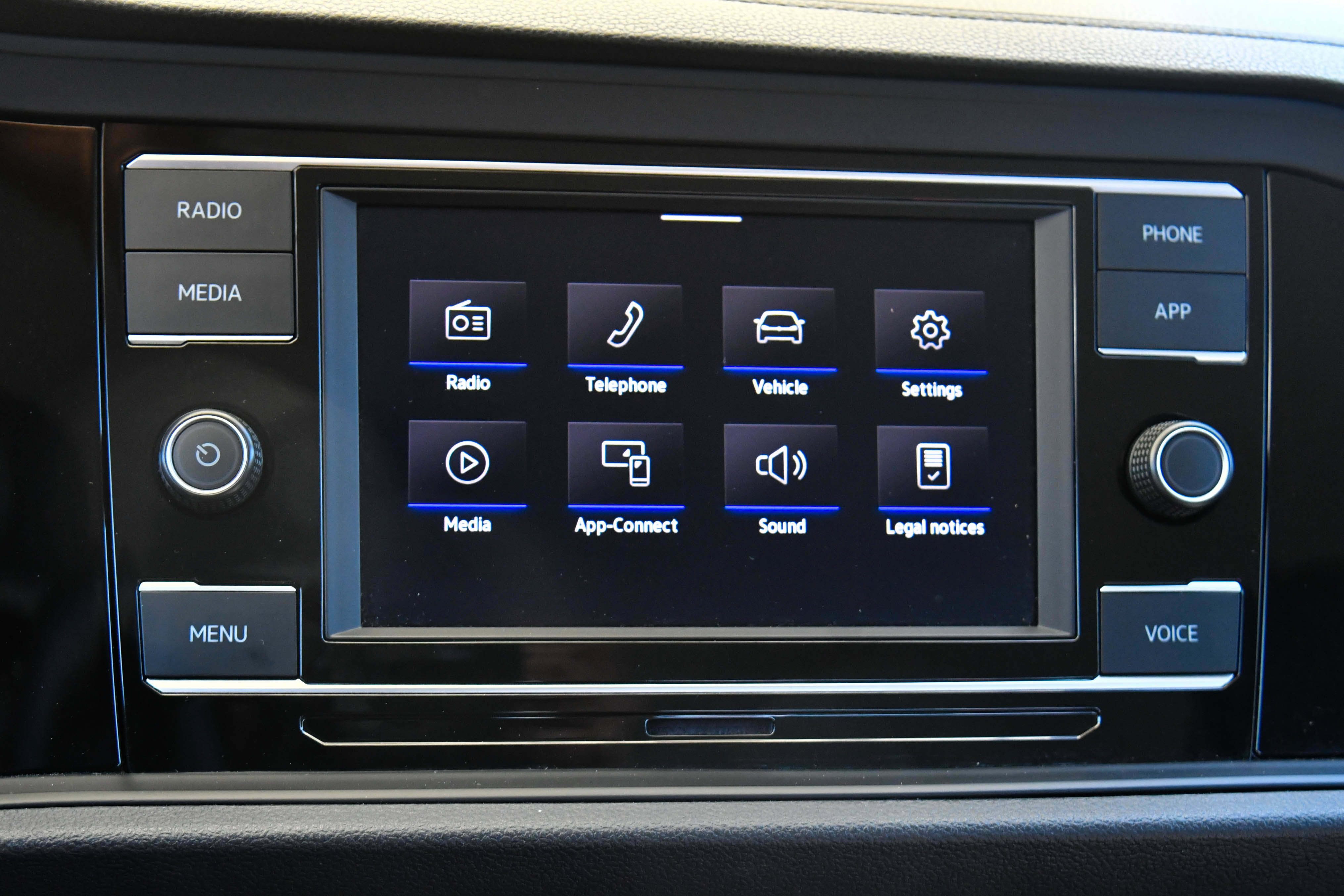 Used 2024 Volkswagen Jetta S FWD image 17