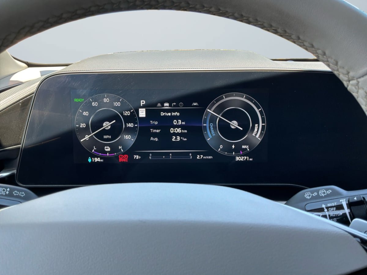 Used 2023 Kia Niro Wind FWD image 12