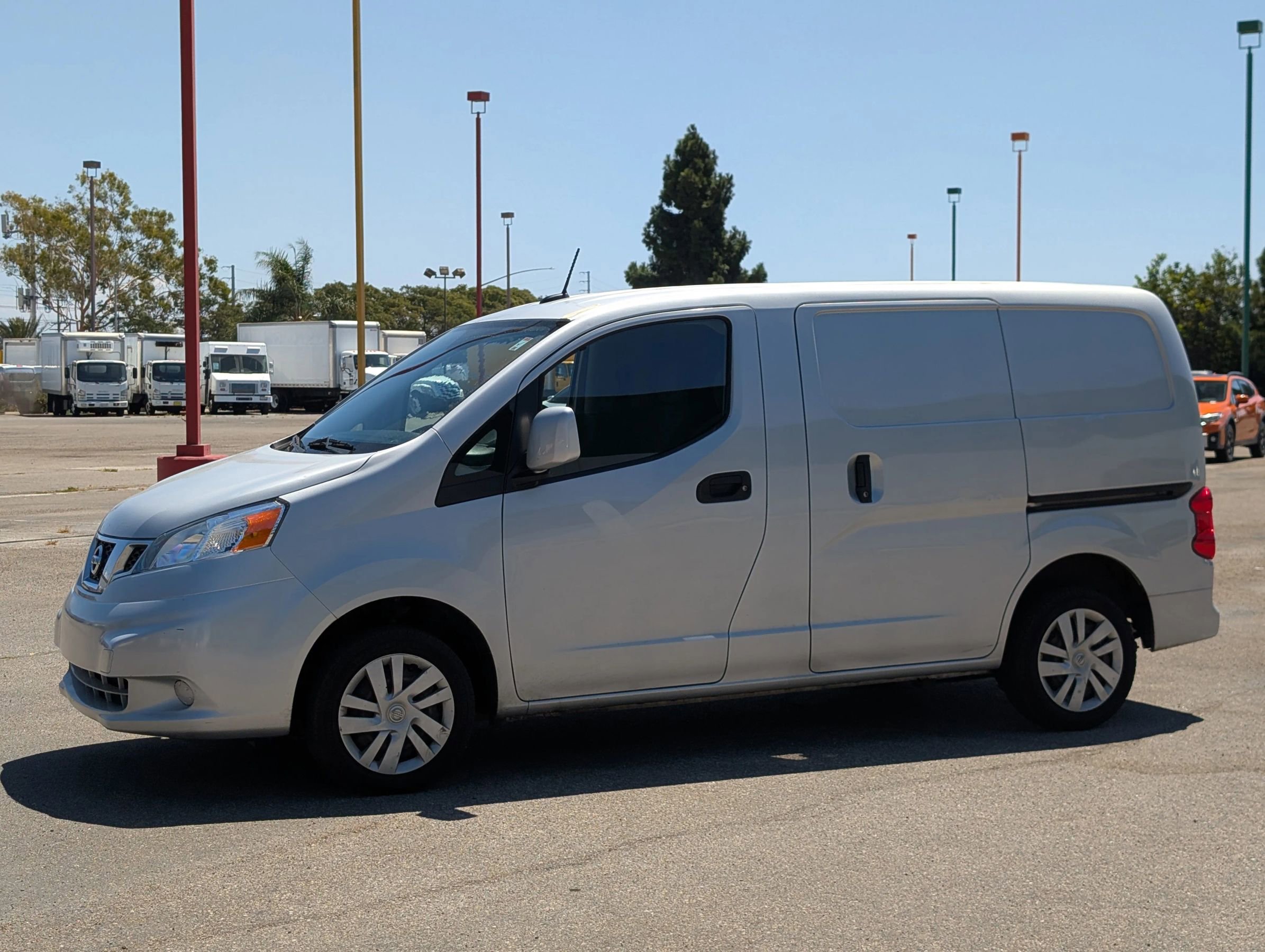 Used 2019 Nissan NV200 SV w/ Navigation Package image 4