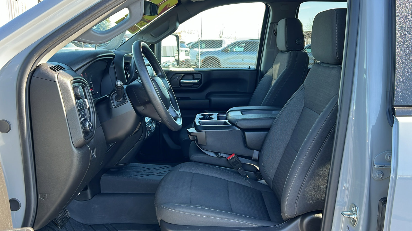 Certified 2025 Chevrolet Silverado 2500 Custom w/ Custom Convenience Package image 29