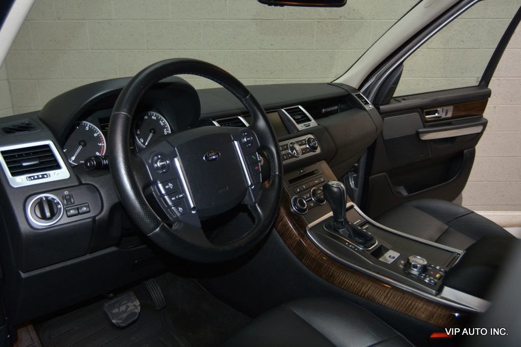 Used 2011 Land Rover Range Rover Sport HSE image 11