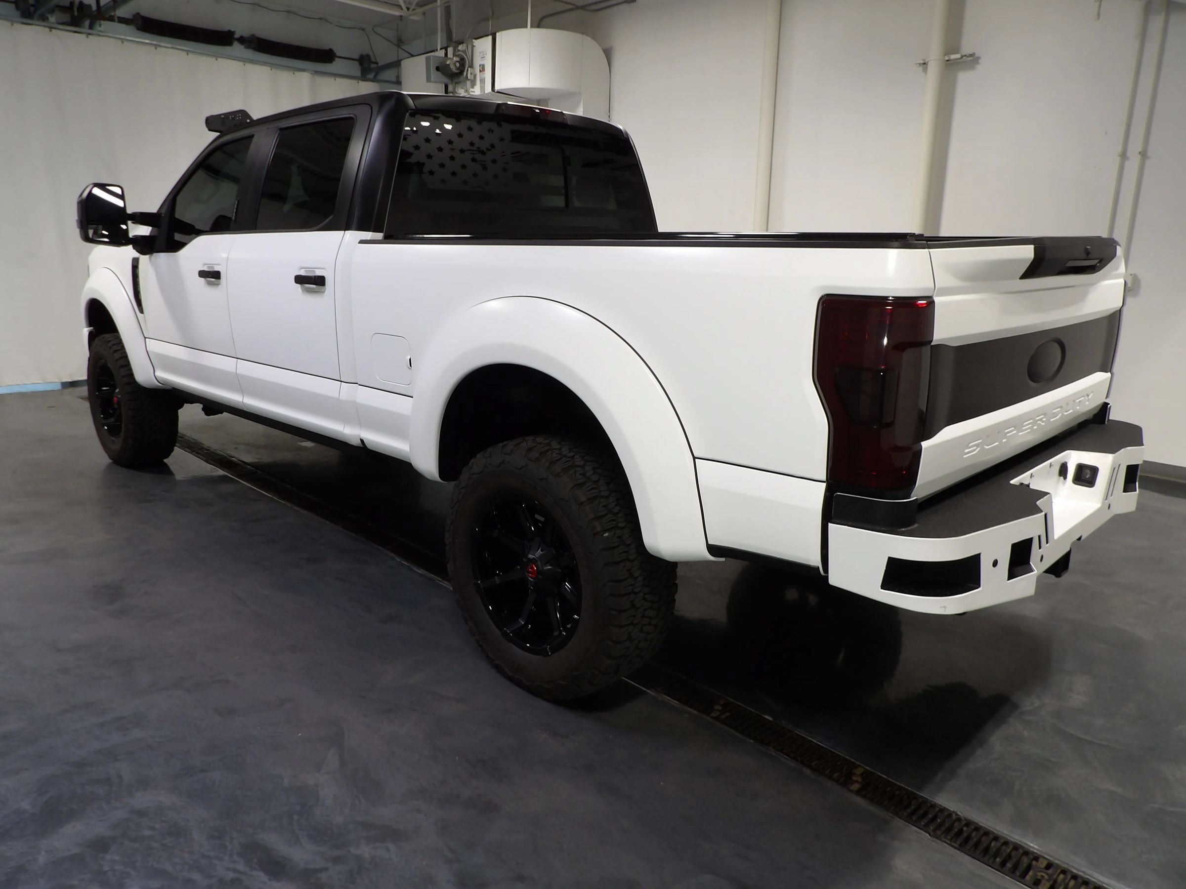 Used 2019 Ford F250 Lariat w/ Lariat Ultimate Package AWD/4WD image 9