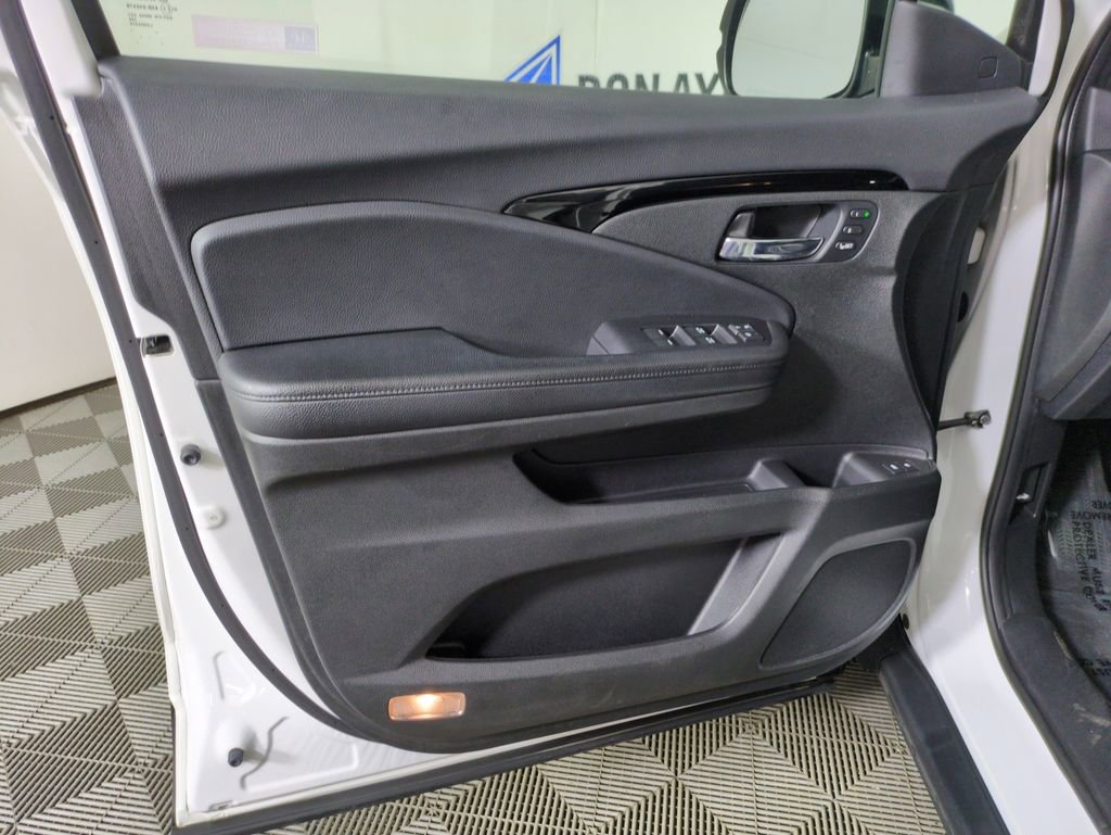 Used 2019 Honda Passport Touring image 8