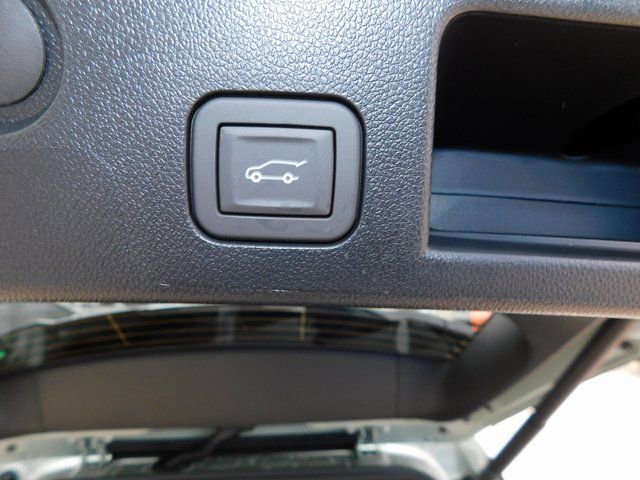 New 2026 Chevrolet Equinox LT w/ Convenience Package II image 23