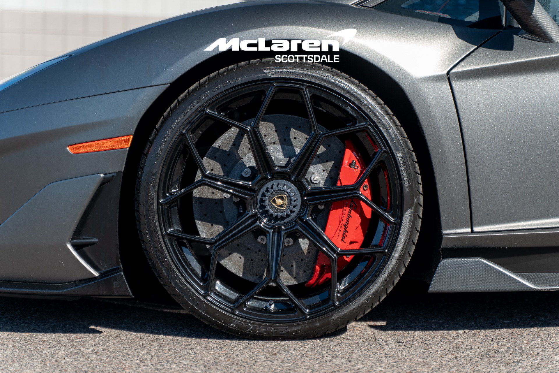 Used 2020 Lamborghini Aventador SVJ AWD/4WD image 42