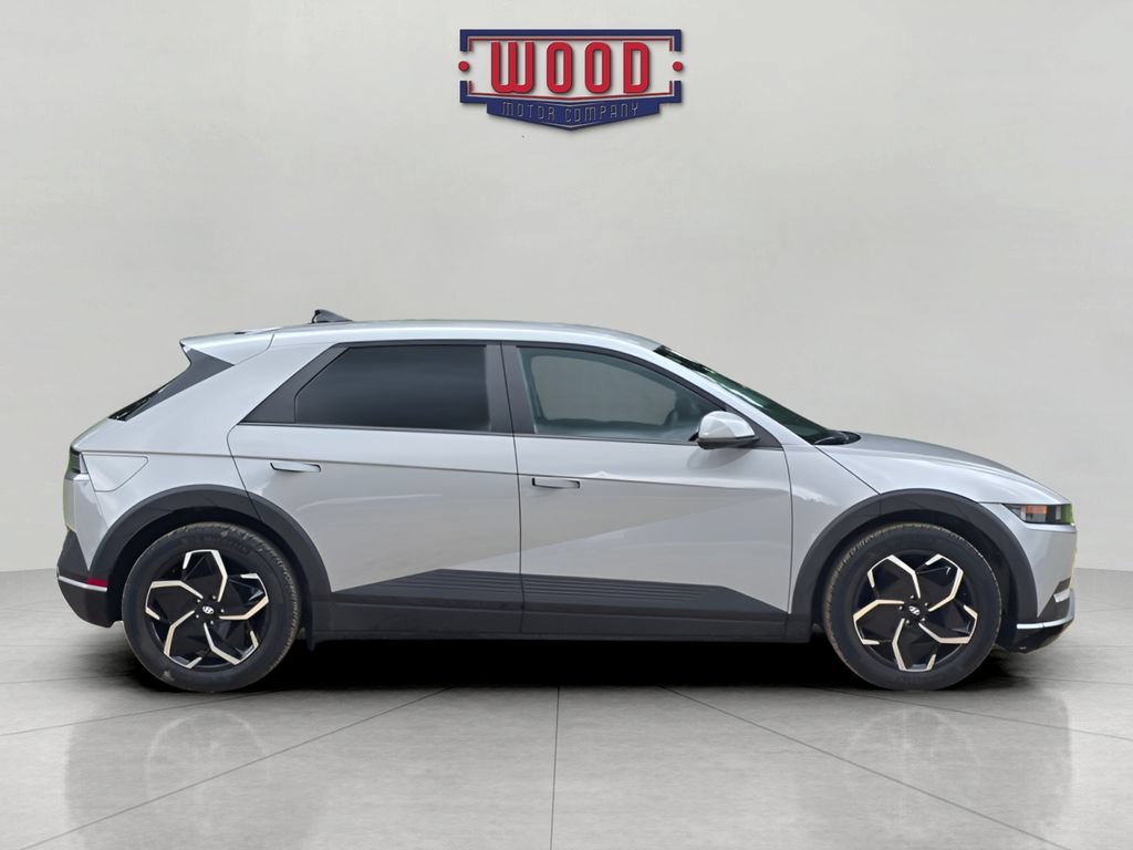 Used 2024 Hyundai Ioniq 5 SE AWD/4WD image 2