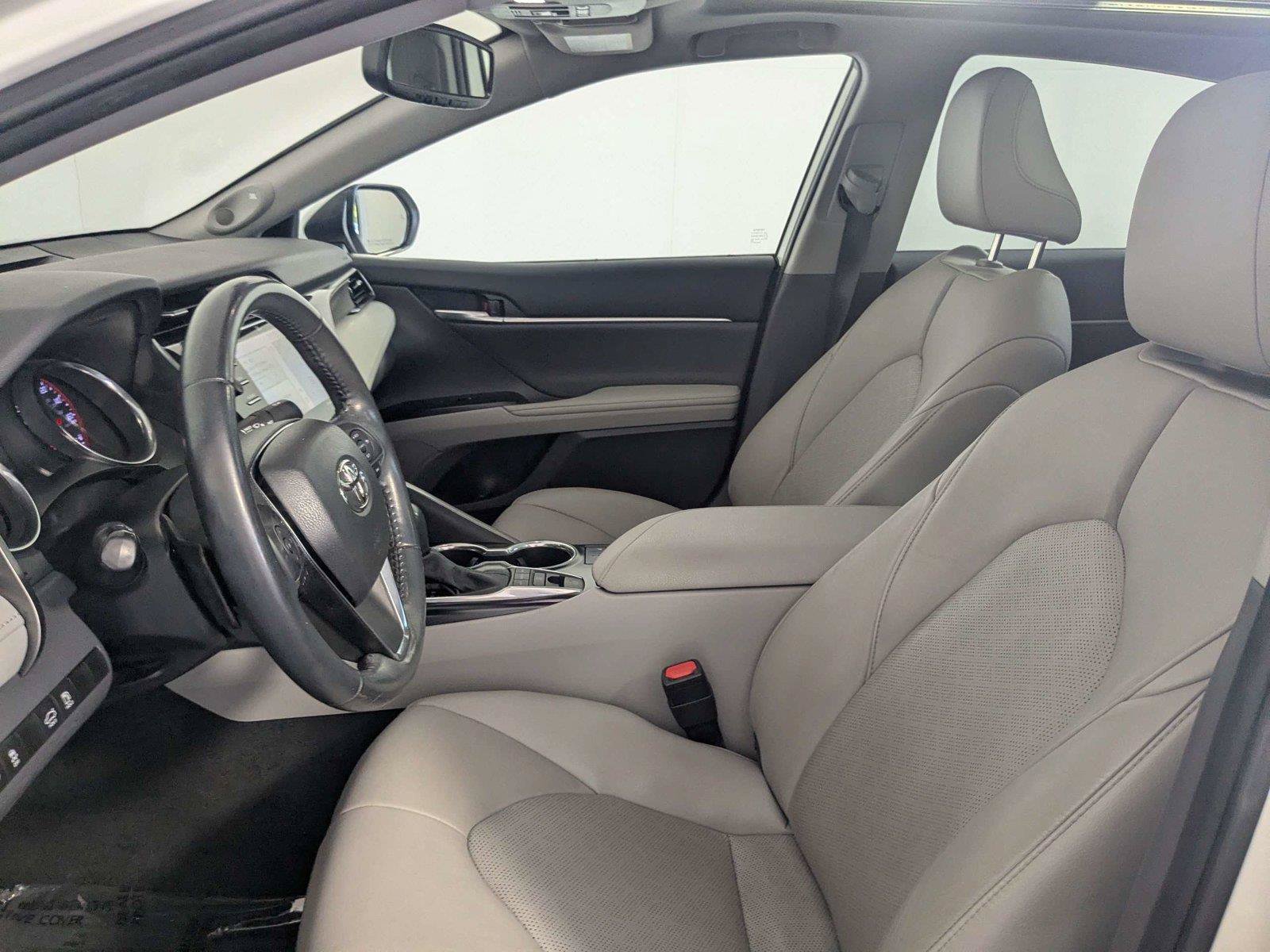 Certified 2020 Toyota Camry XSE w/ Navigation Package FWD image 9
