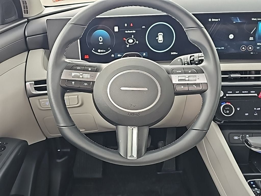 Used 2025 Hyundai Tucson SEL FWD image 19
