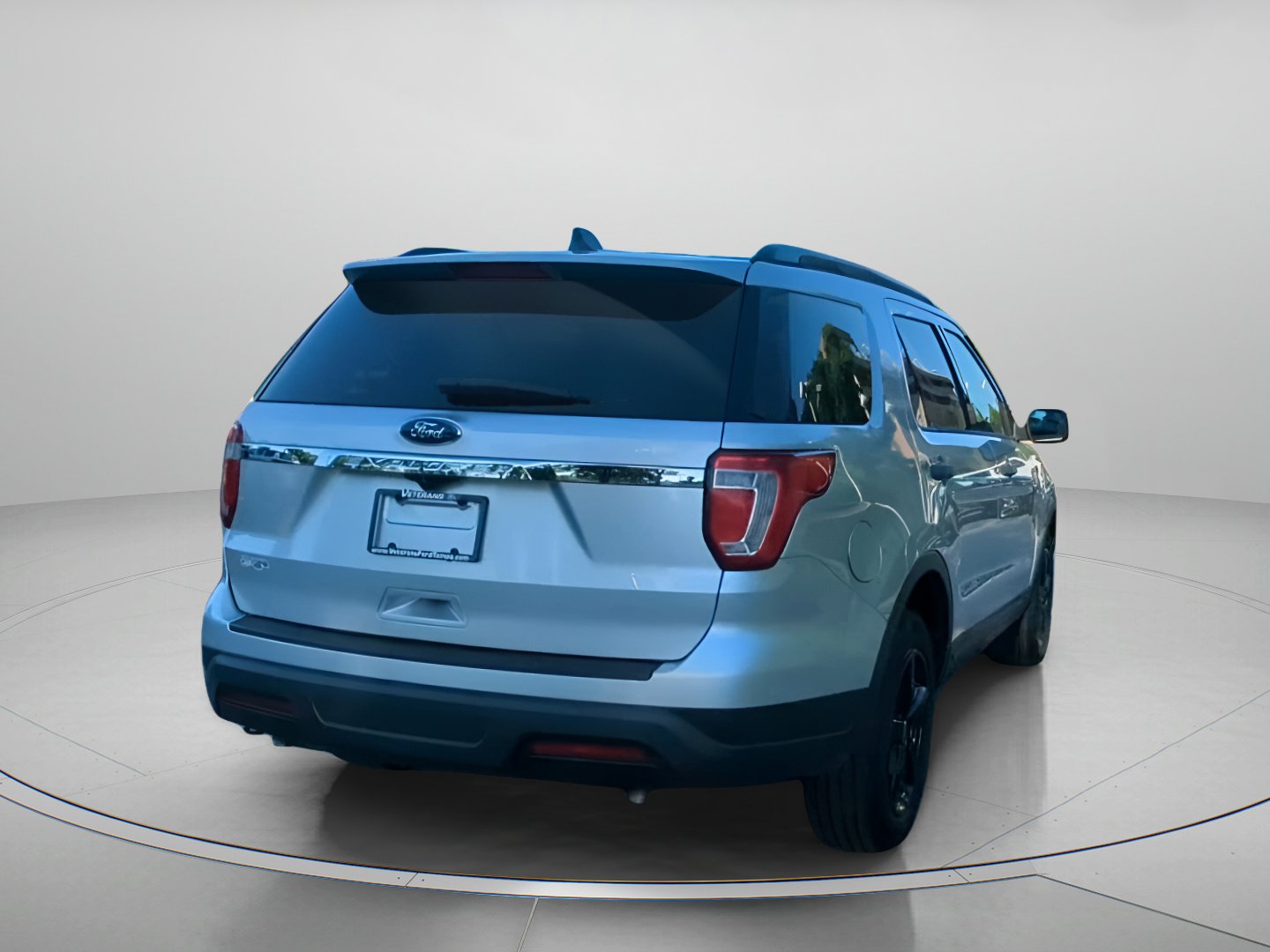 Used 2018 Ford Explorer FWD image 26