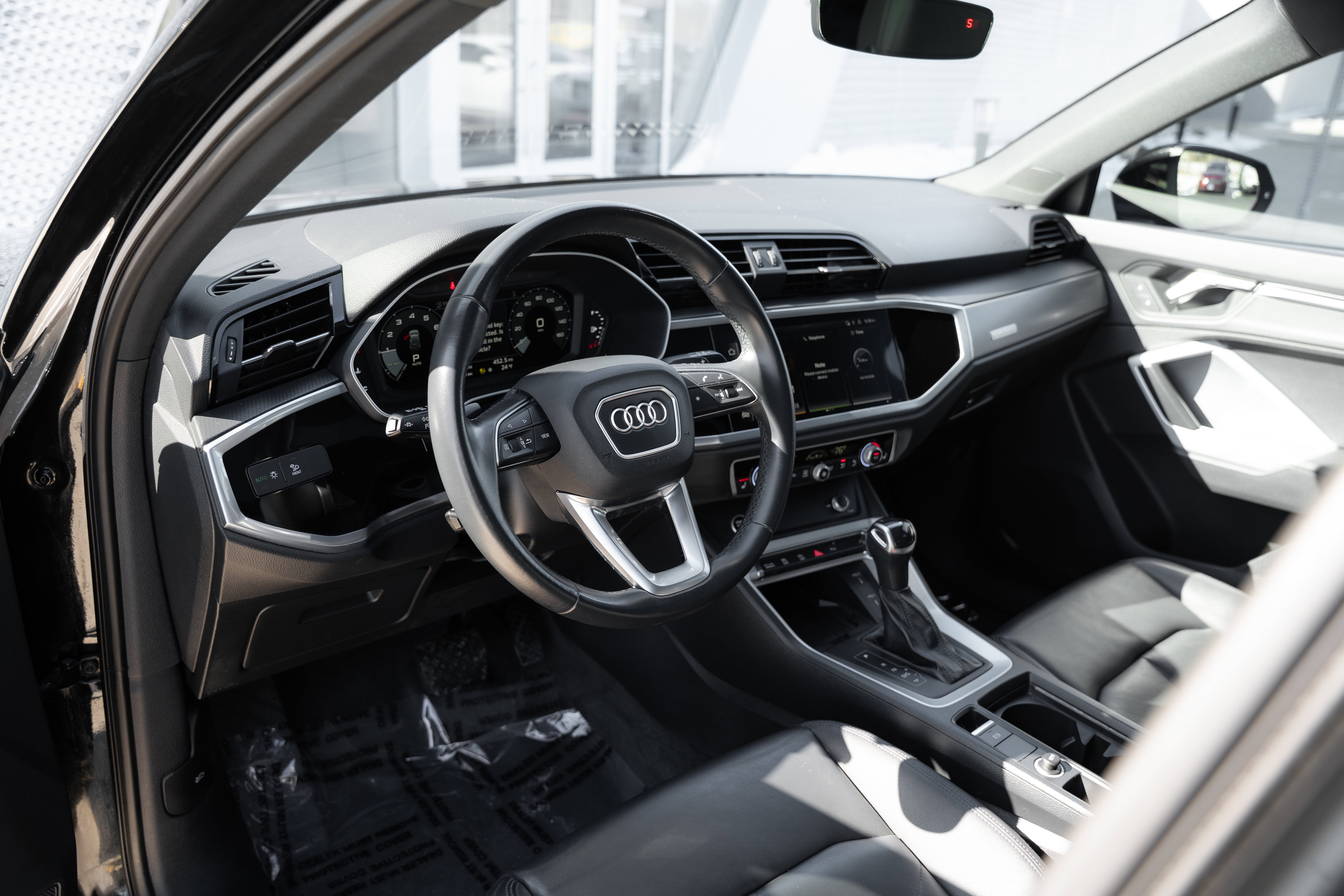 Certified 2023 Audi Q3 2.0T Premium Plus w/ Premium Plus Package image 10