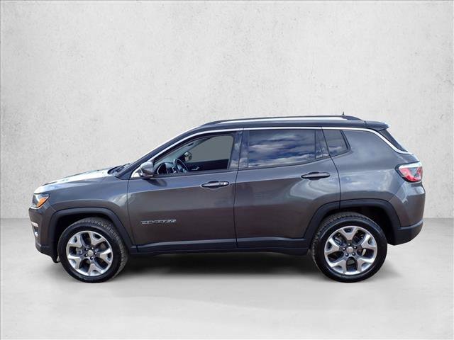 Used 2018 Jeep Compass Limited AWD/4WD image 2
