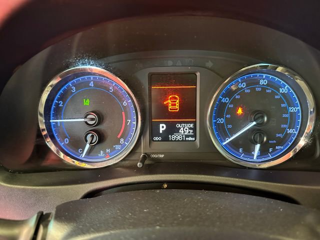 Used 2018 Toyota Corolla LE image 20