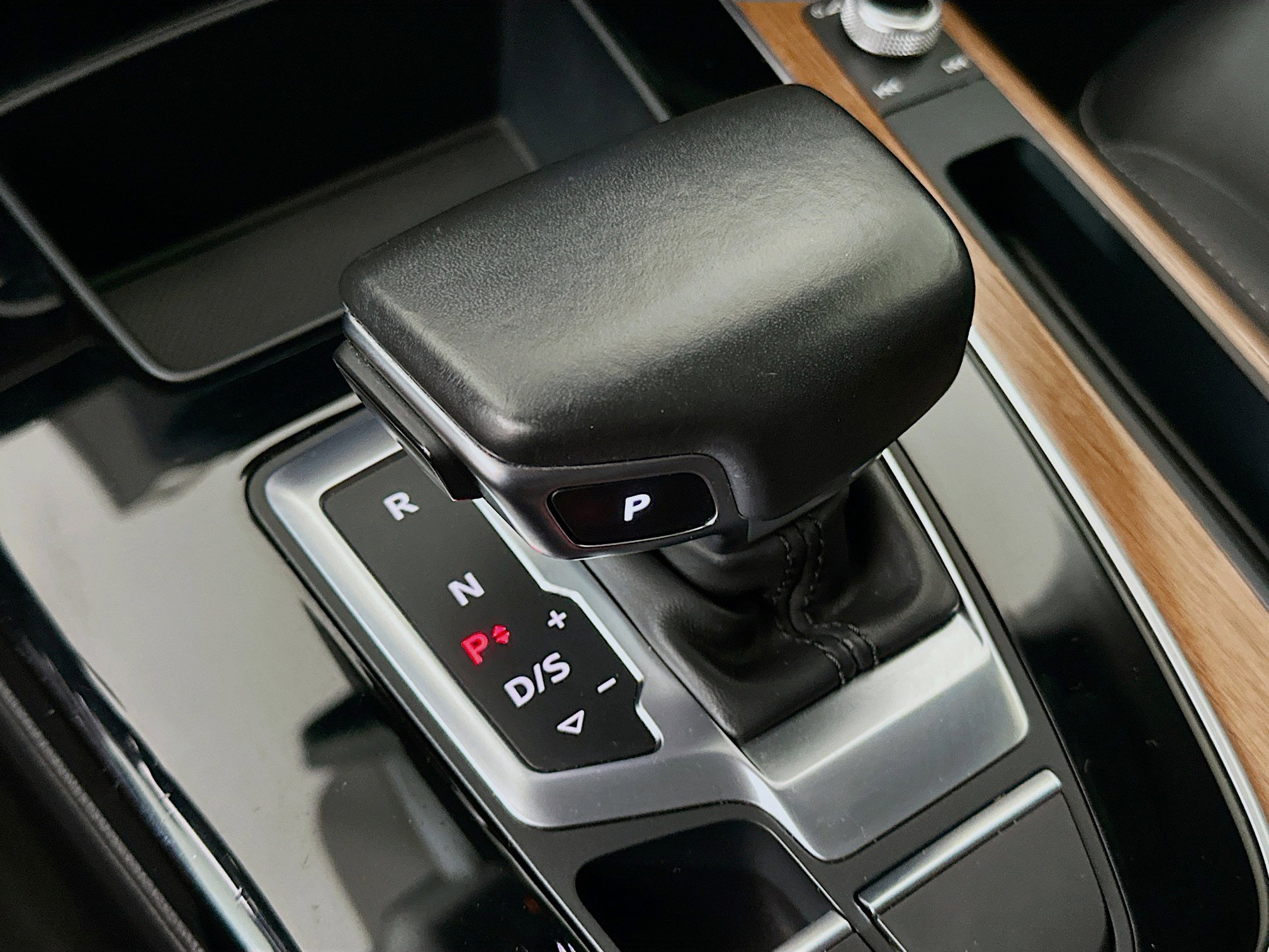 Used 2021 Audi Q5 Premium image 24