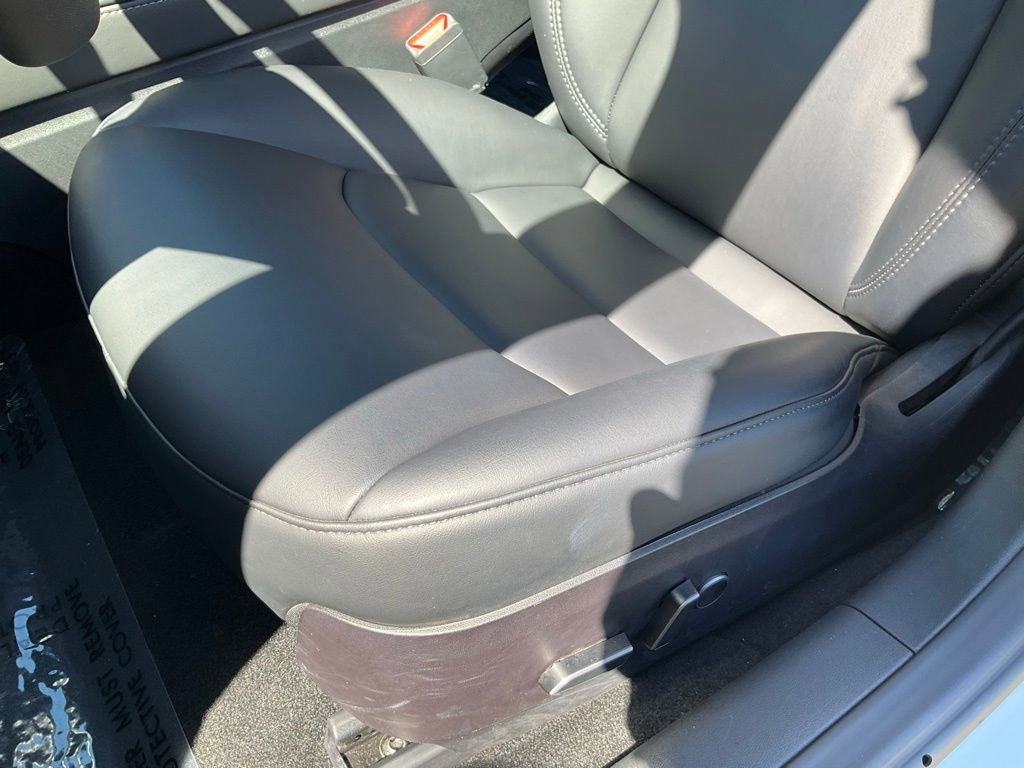 Used 2023 Tesla Model 3 Standard Range image 15