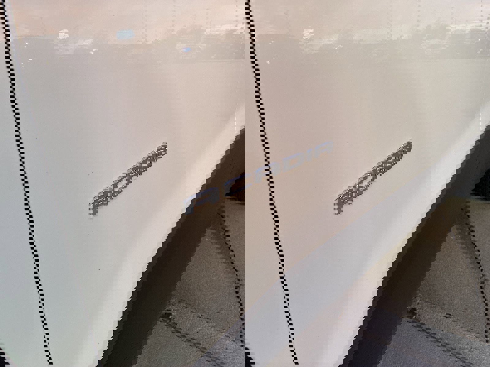 Used 2023 GMC Acadia SLE w/ Driver Convenience Package image 13