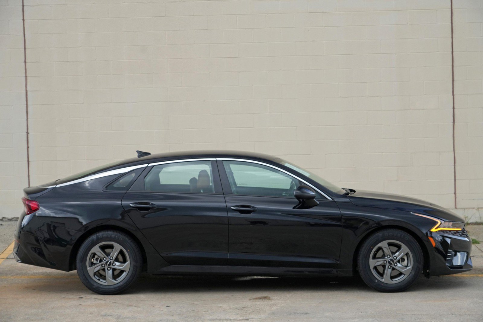 Used 2023 Kia K5 LXS FWD image 48