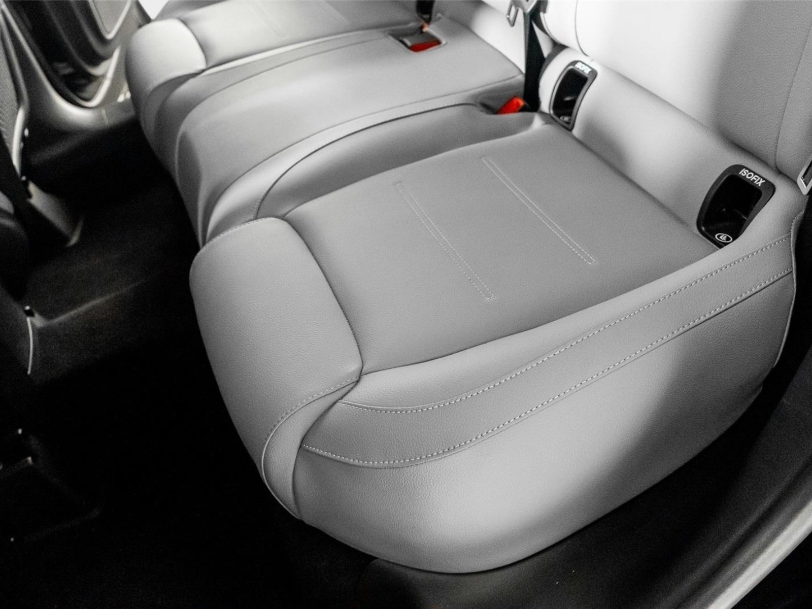 Used 2024 Mercedes-Benz GLA 35 AMG 4MATIC image 22