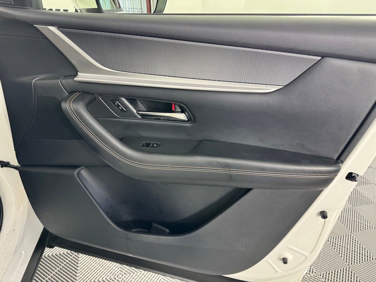 Used 2024 MAZDA CX-90 3.3 Turbo w/ Premium Package image 33