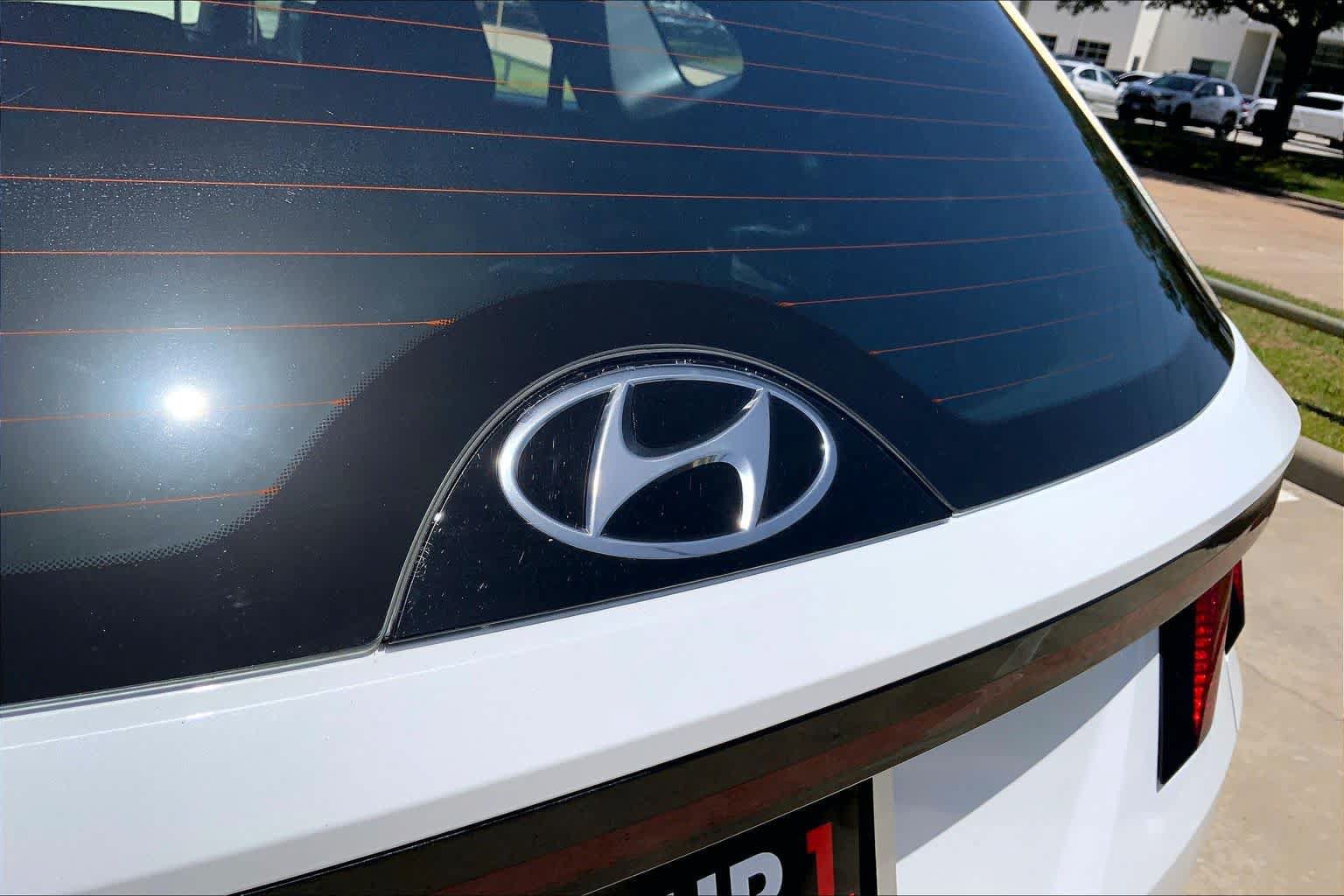 Used 2022 Hyundai Tucson SE FWD image 30