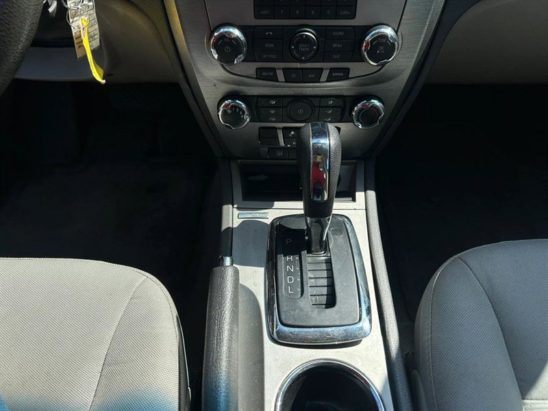 Used 2012 Ford Fusion SE FWD image 13