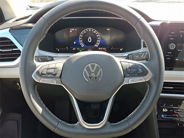 New 2025 Volkswagen Taos SE image 16