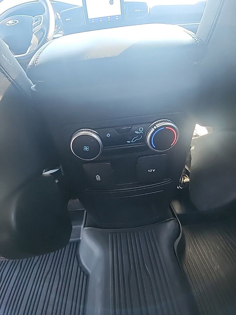 Used 2022 Ford Explorer XLT w/ Class IV Trailer Tow Package image 15