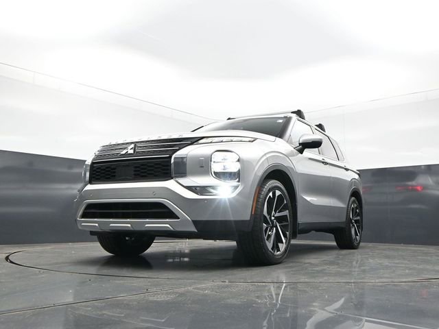 Used 2022 Mitsubishi Outlander SE AWD/4WD image 26