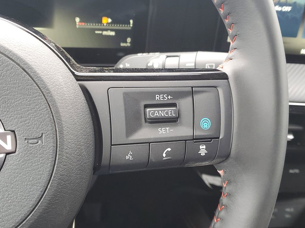 New 2026 Nissan Kicks SR w/ Cold Weather Package AWD/4WD image 14