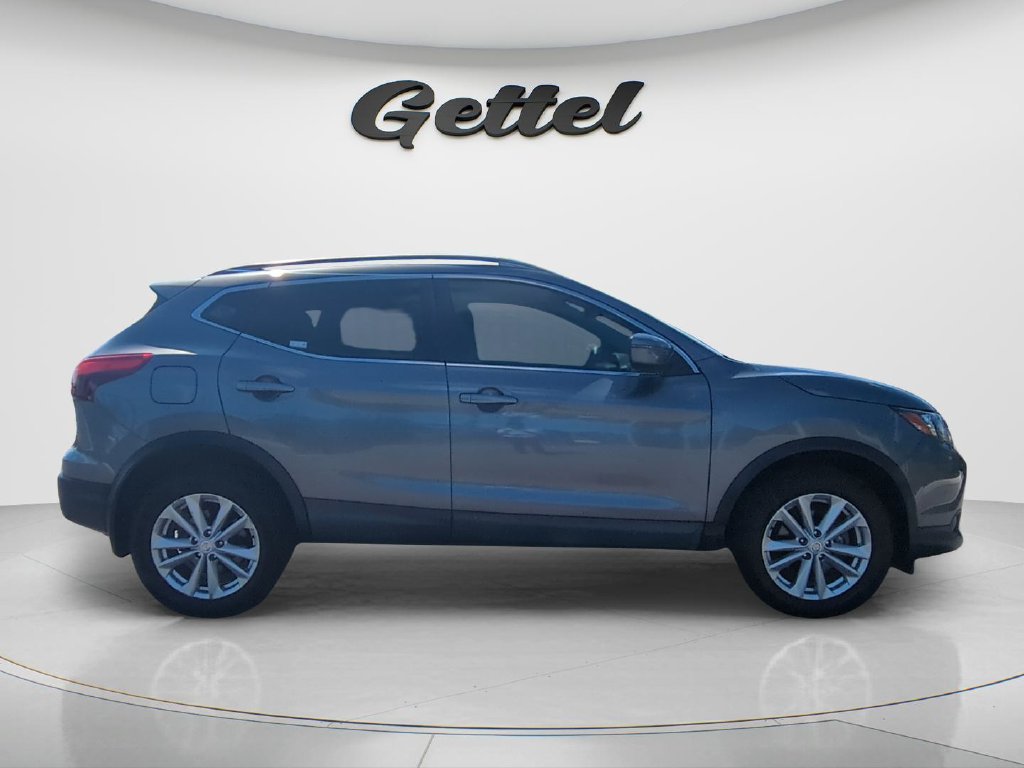 Used 2018 Nissan Rogue Sport SV FWD image 4