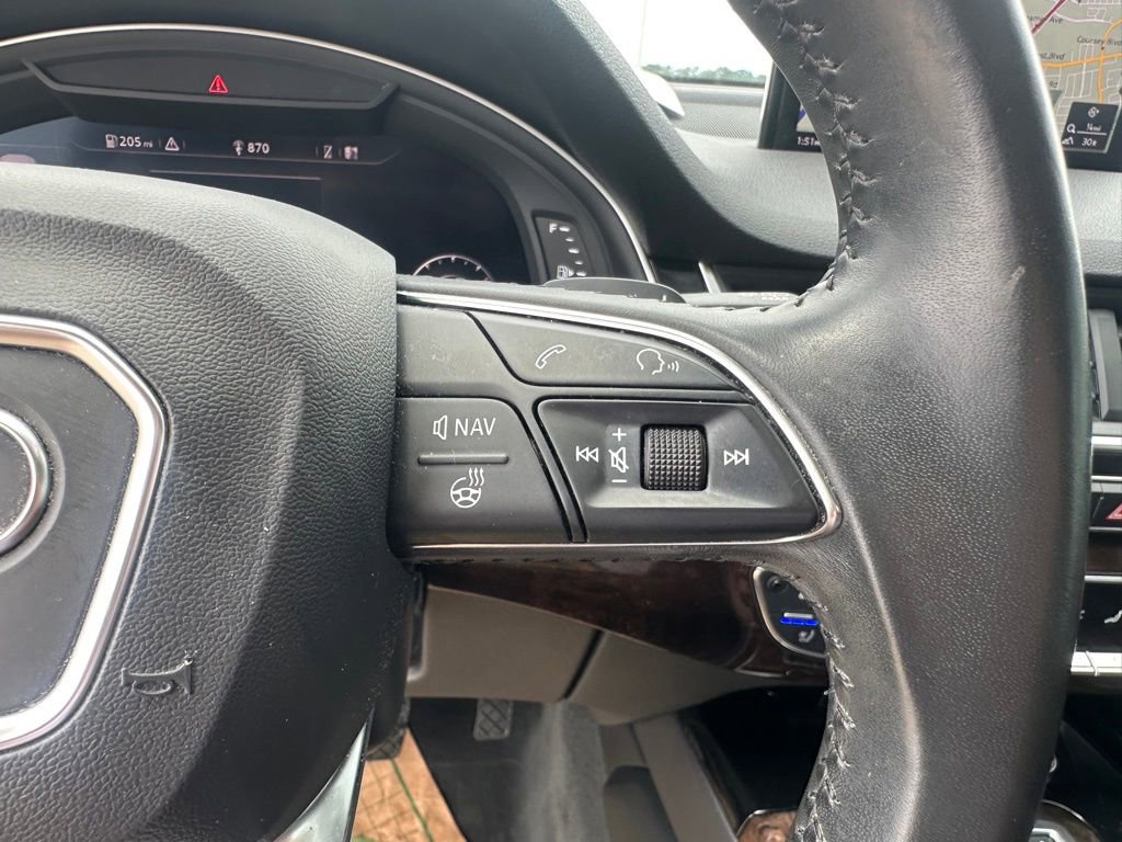 Used 2018 Audi Q7 3.0T Prestige w/ Prestige Package AWD/4WD image 16
