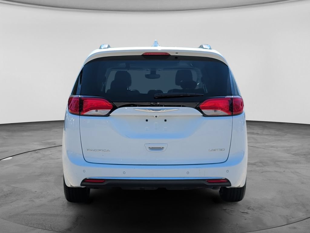 Used 2019 Chrysler Pacifica Limited FWD image 6