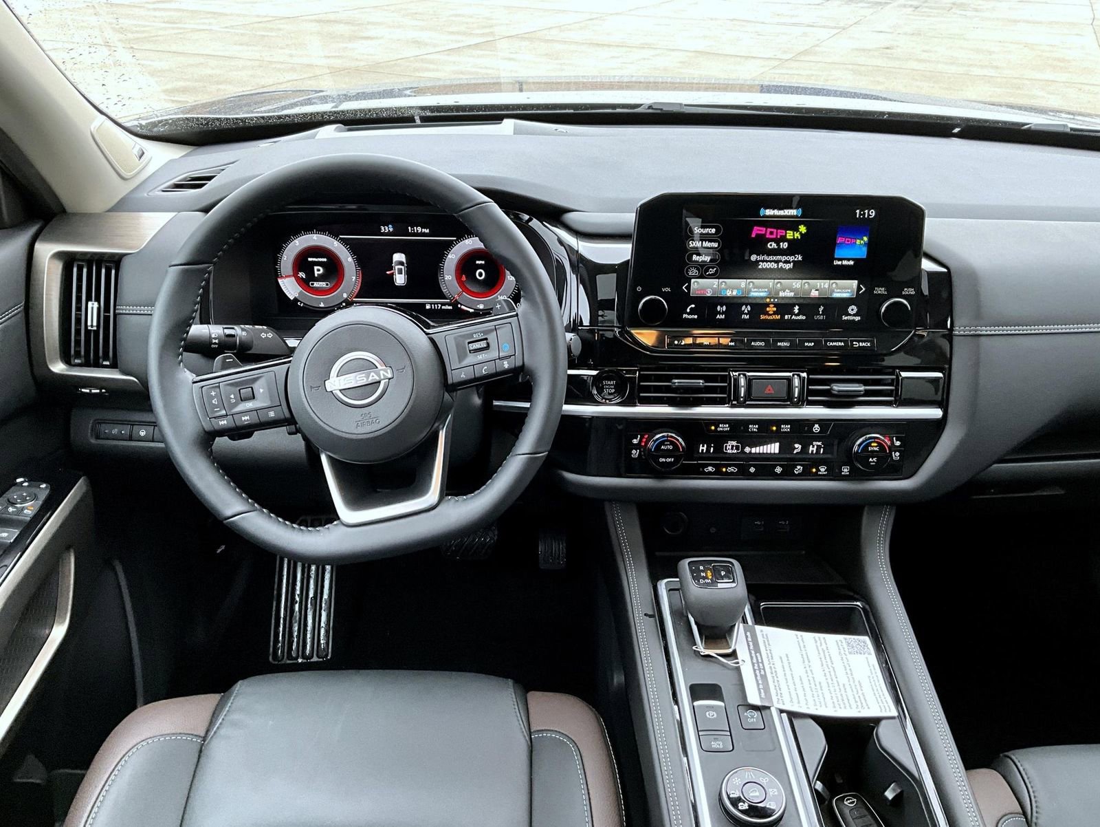 New 2025 Nissan Pathfinder Platinum w/ Lighting Package (N92) image 14