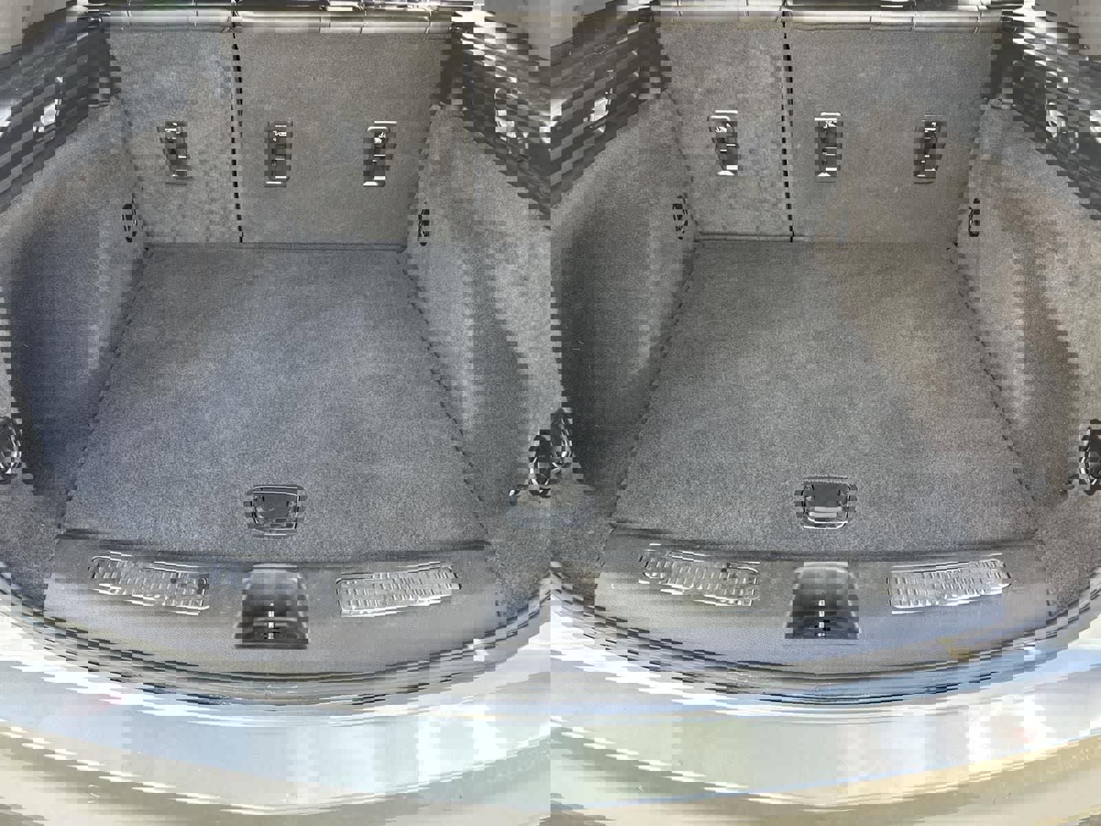 Used 2024 Cadillac XT4 Premium Luxury image 27