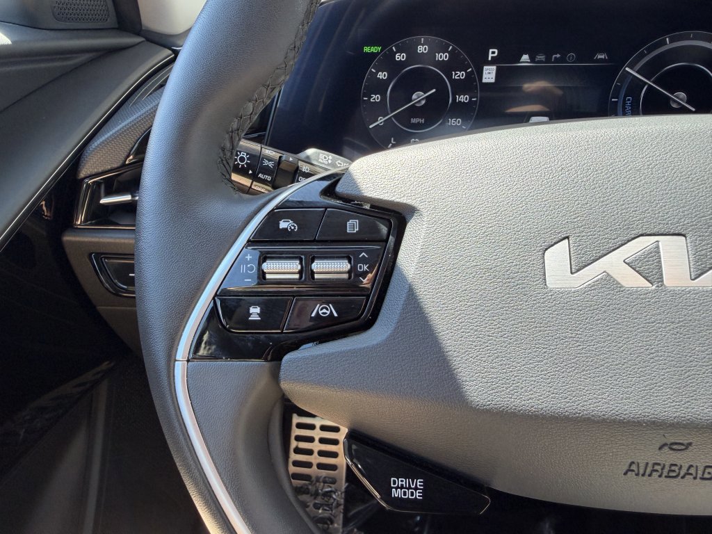 Used 2023 Kia Niro Wave w/ Wave Preserve Package image 27