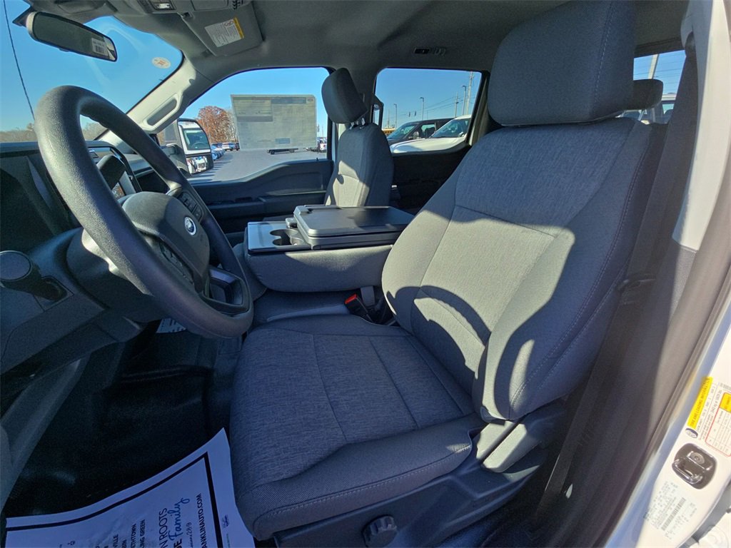 New 2026 Ford F350 XL w/ XL Chrome Package image 16