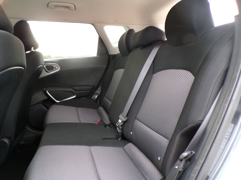 Used 2024 Kia Soul LX w/ Option Group 015 FWD image 14
