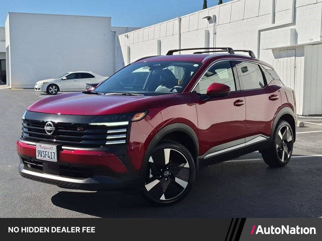 Used 2025 Nissan Kicks SR FWD image 1