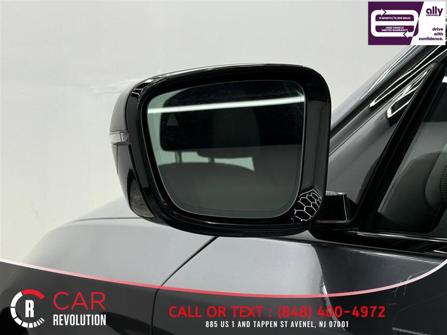 Used 2022 BMW M550i xDrive image 46