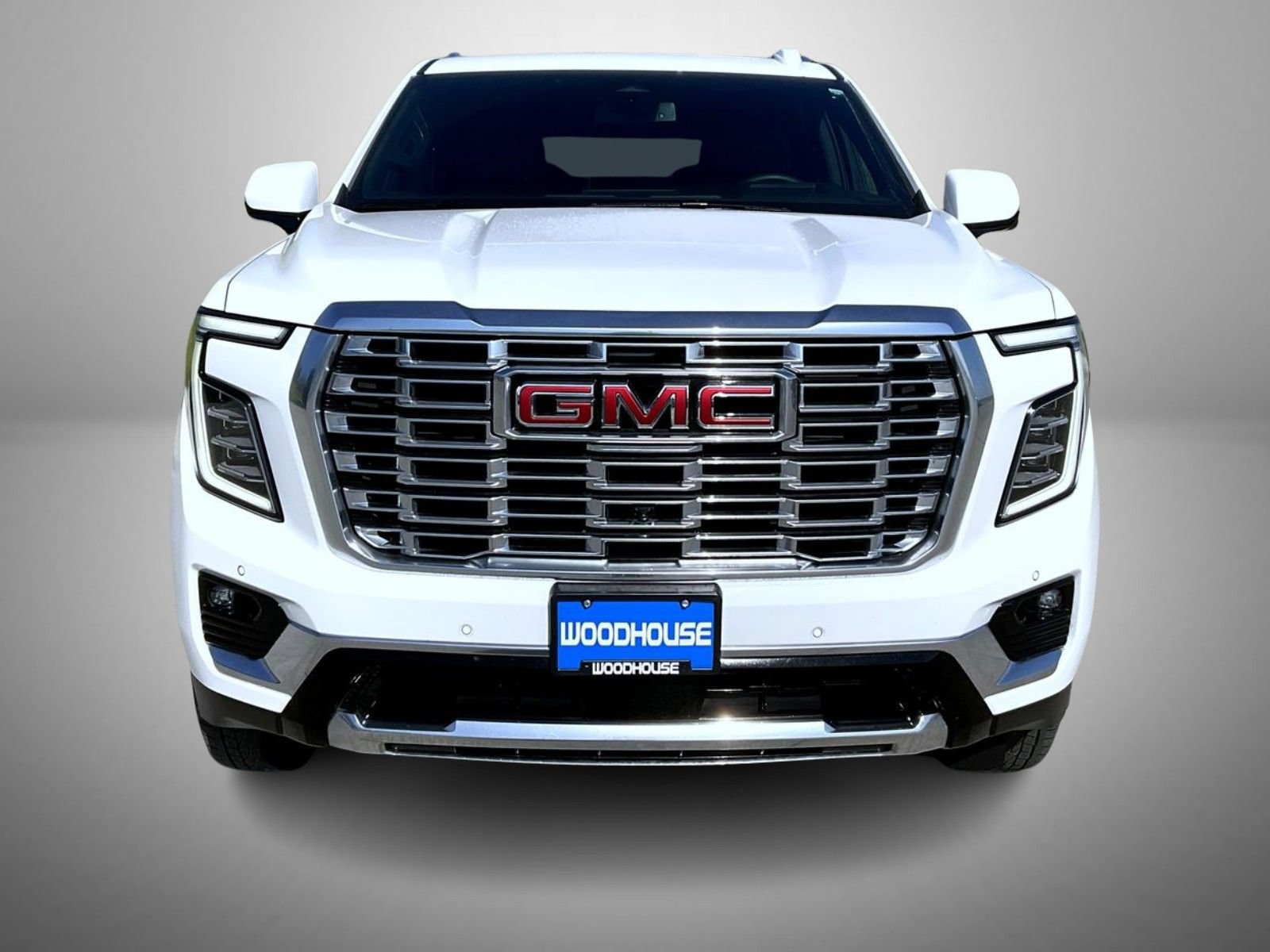 Used 2025 GMC Yukon XL Denali AWD/4WD image 2