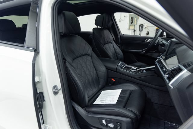 Used 2026 BMW X6 xDrive40i AWD/4WD image 25