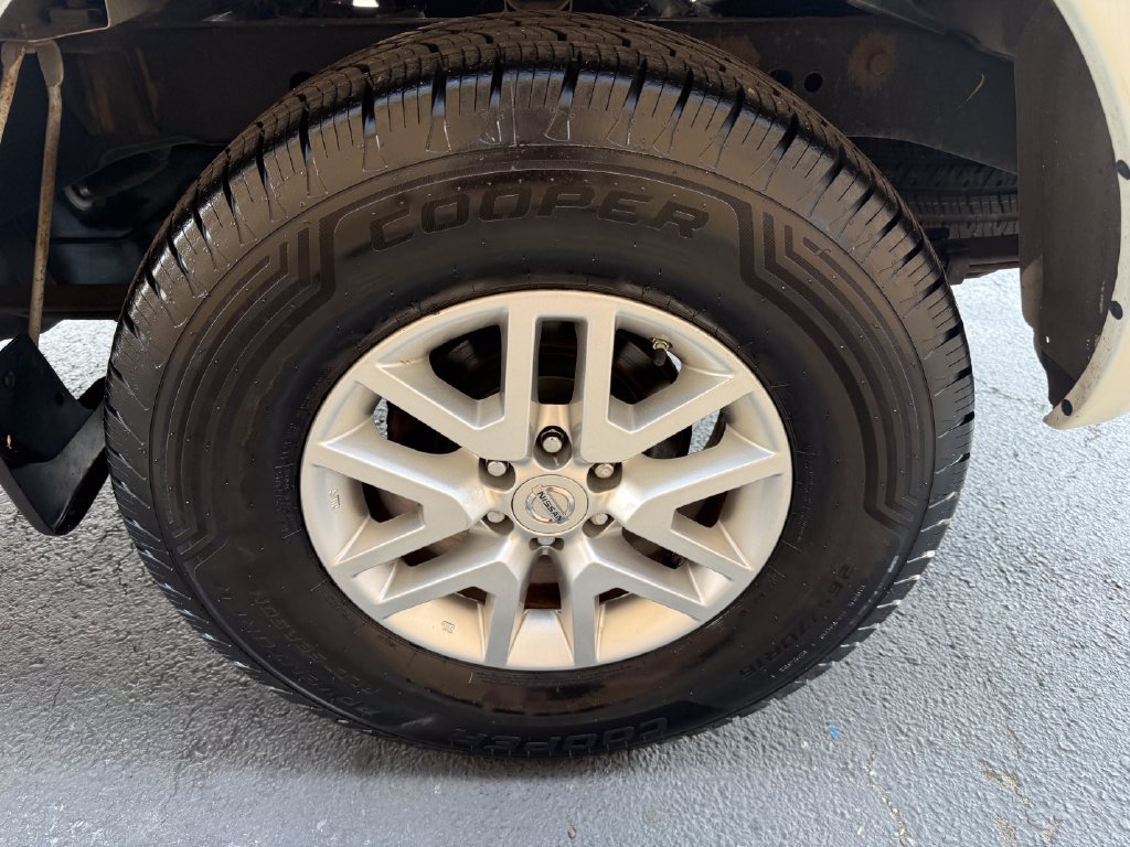 Used 2016 Nissan Frontier SV AWD/4WD image 37