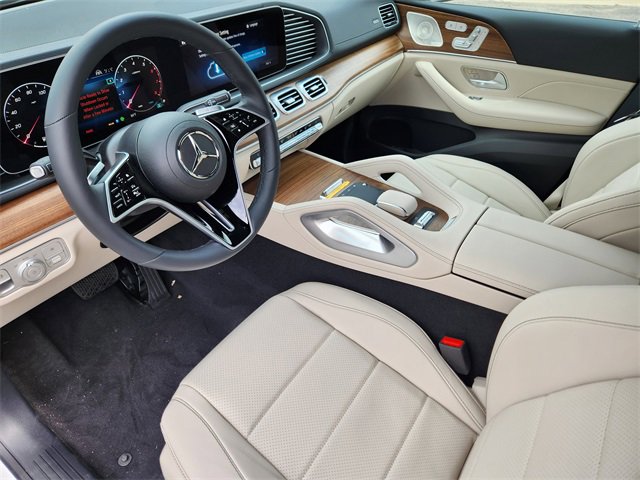 New 2025 Mercedes-Benz GLS 450 4MATIC image 7