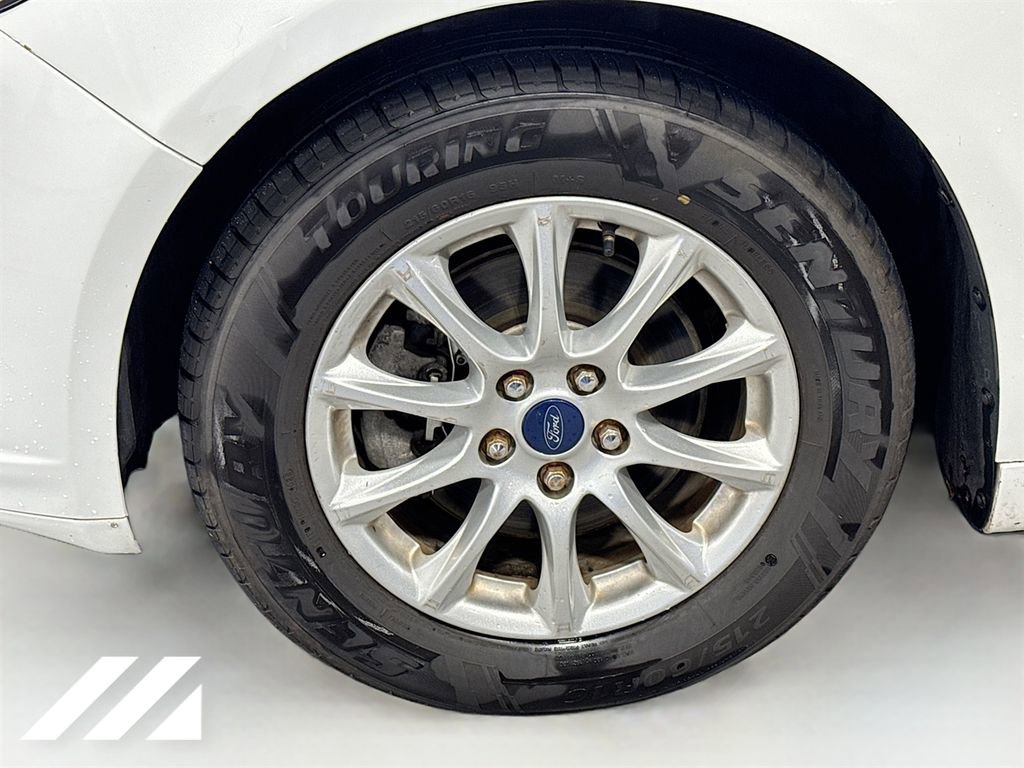 Used 2015 Ford Fusion S FWD image 31