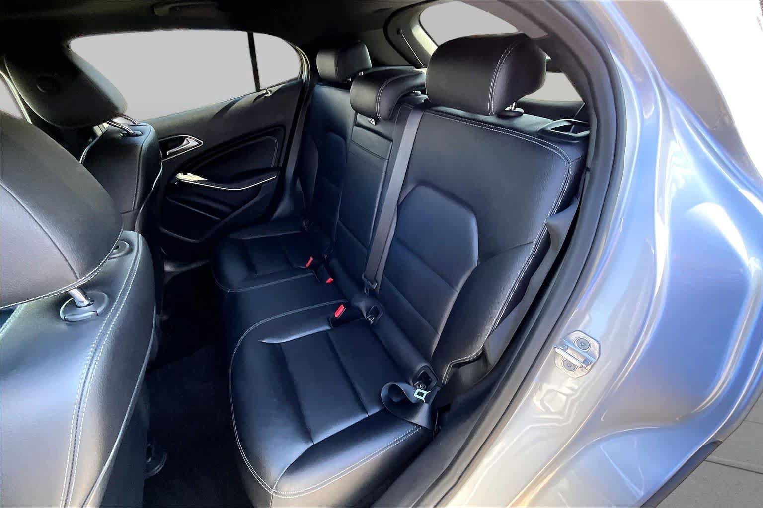 Used 2018 Mercedes-Benz GLA 250 4MATIC image 21