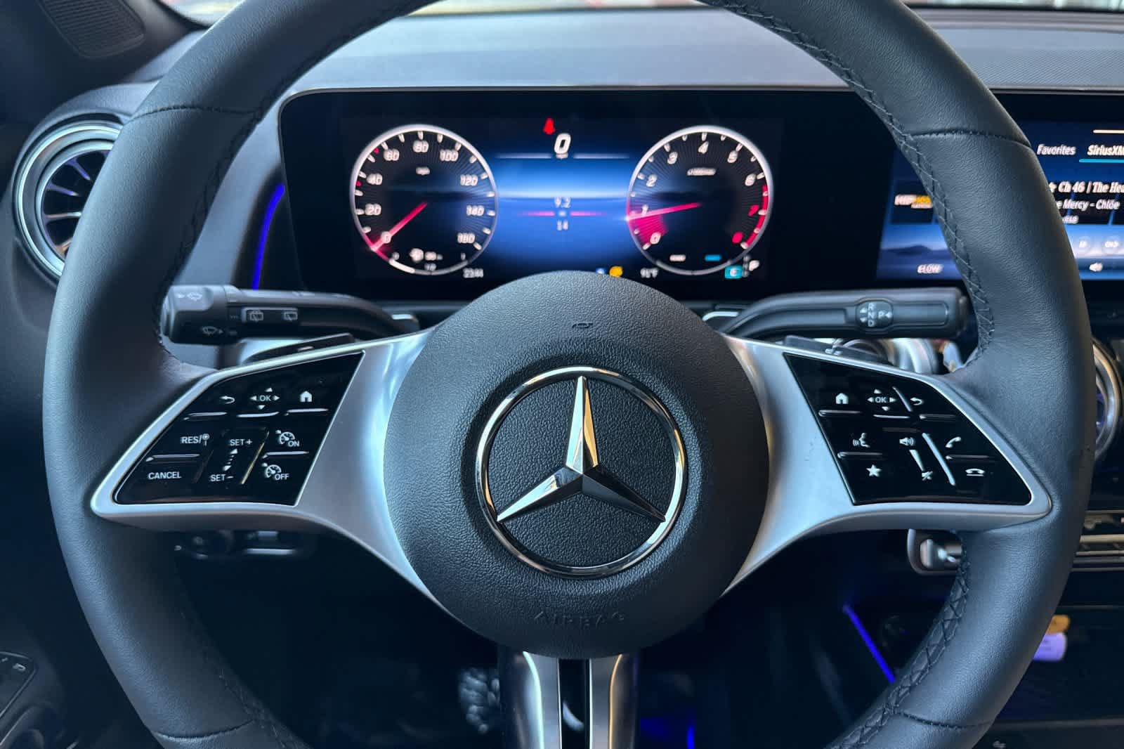 New 2026 Mercedes-Benz GLB 250 image 22