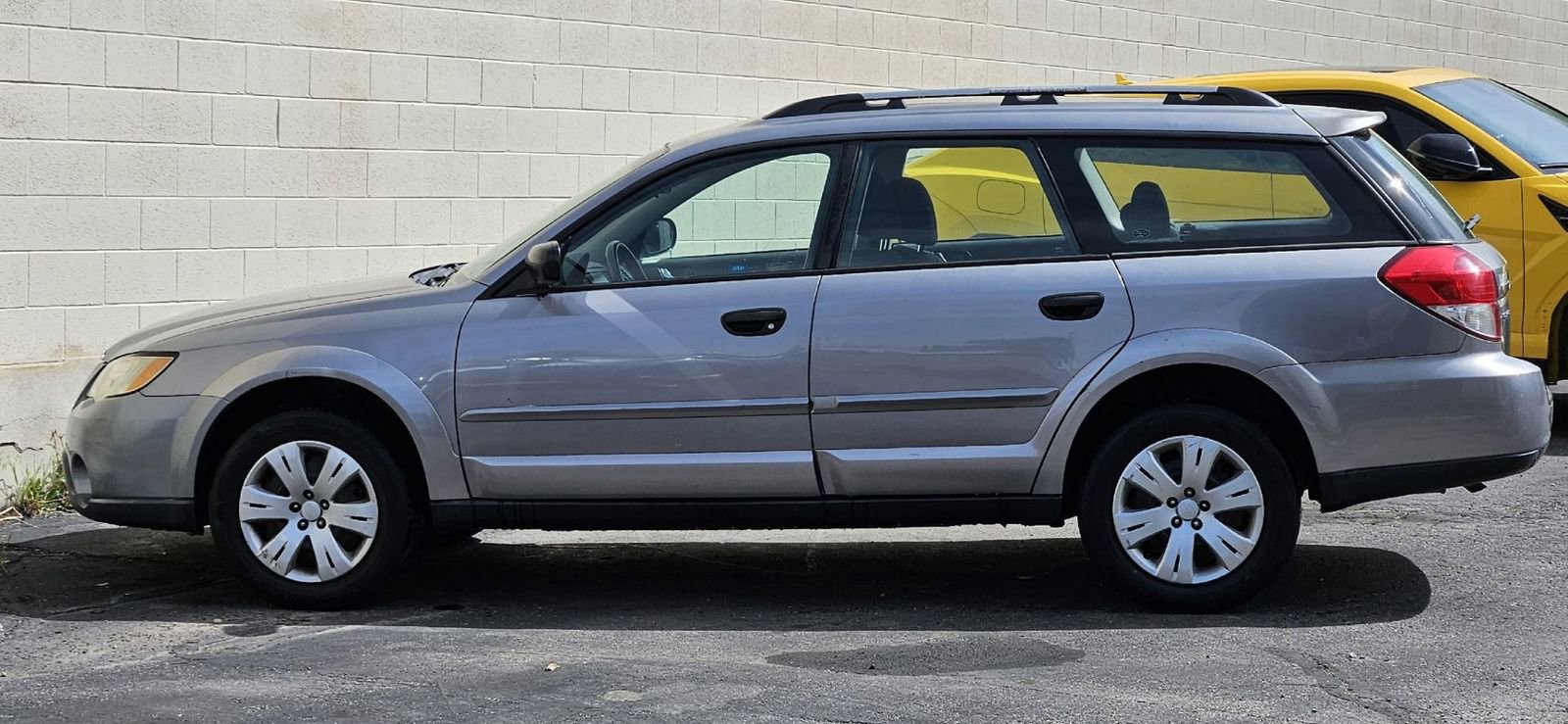 Used 2008 Subaru Outback 2.5i AWD/4WD image 2