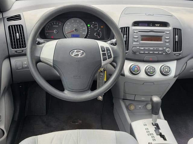 Used 2009 Hyundai Elantra GLS FWD image 11