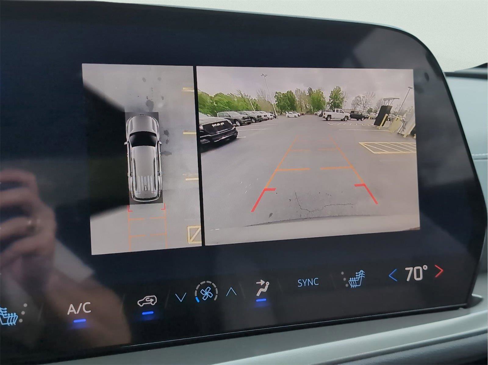 New 2026 Chevrolet Traverse LT w/ Driver Confidence Package image 27