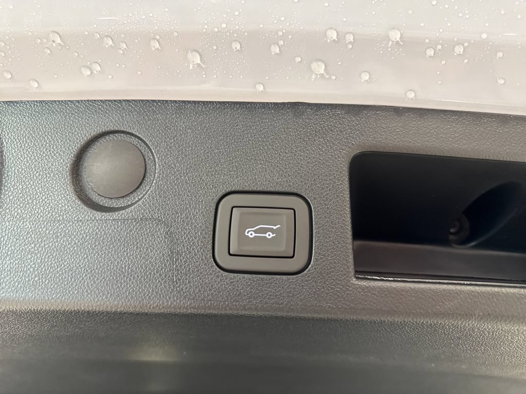 New 2027 Chevrolet Equinox ACTIV AWD/4WD image 43