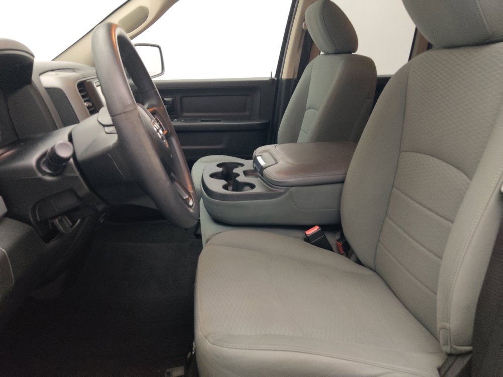 Used 2018 RAM 1500 Express AWD/4WD image 17